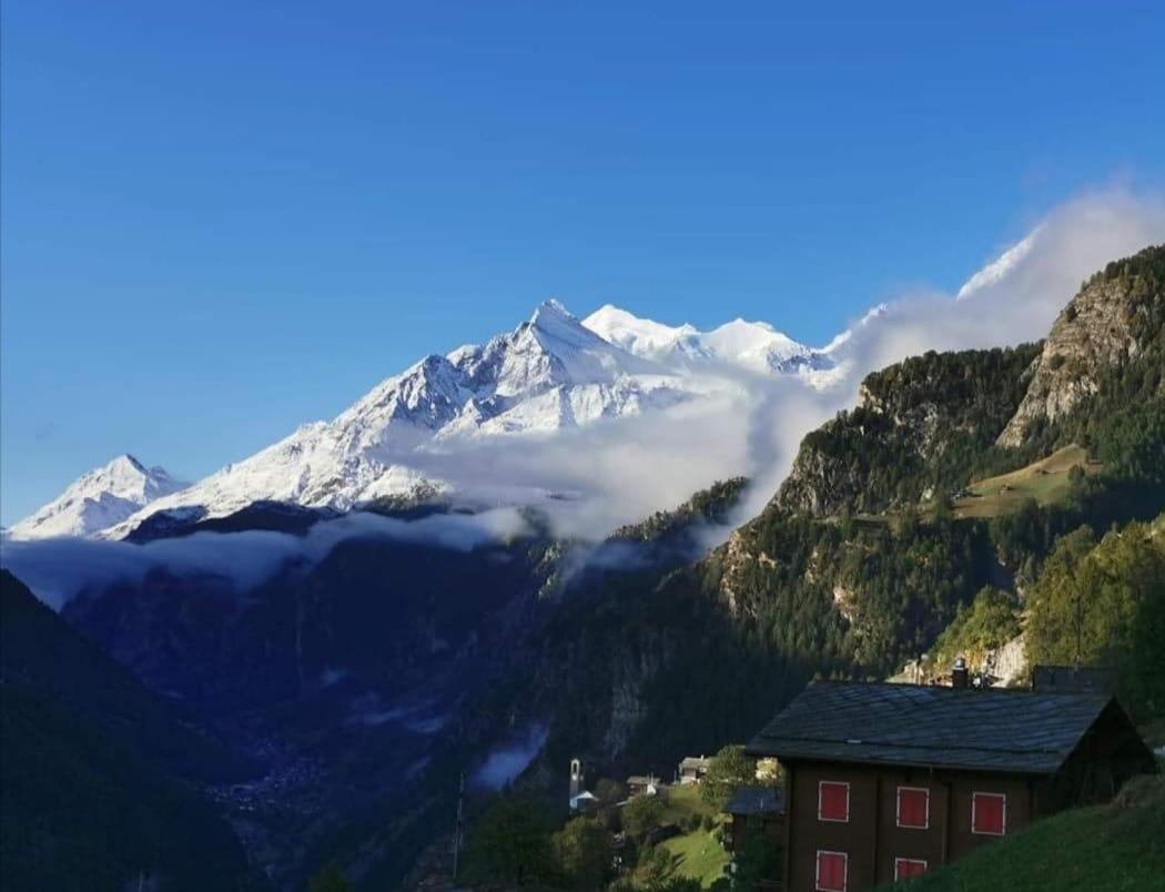 Bergbeiz Morgenrot B&B Embd Exterior photo